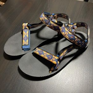Teva Original Universal Sandals Women’s Size 8